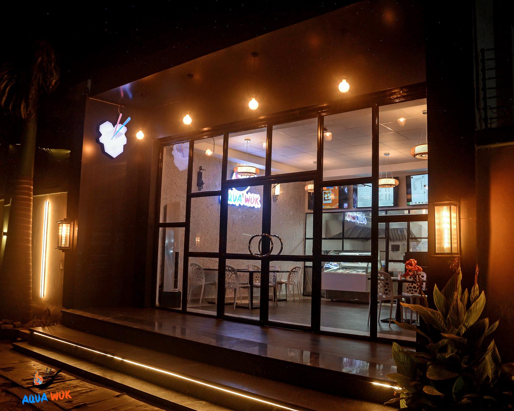Aqua Wok - 5