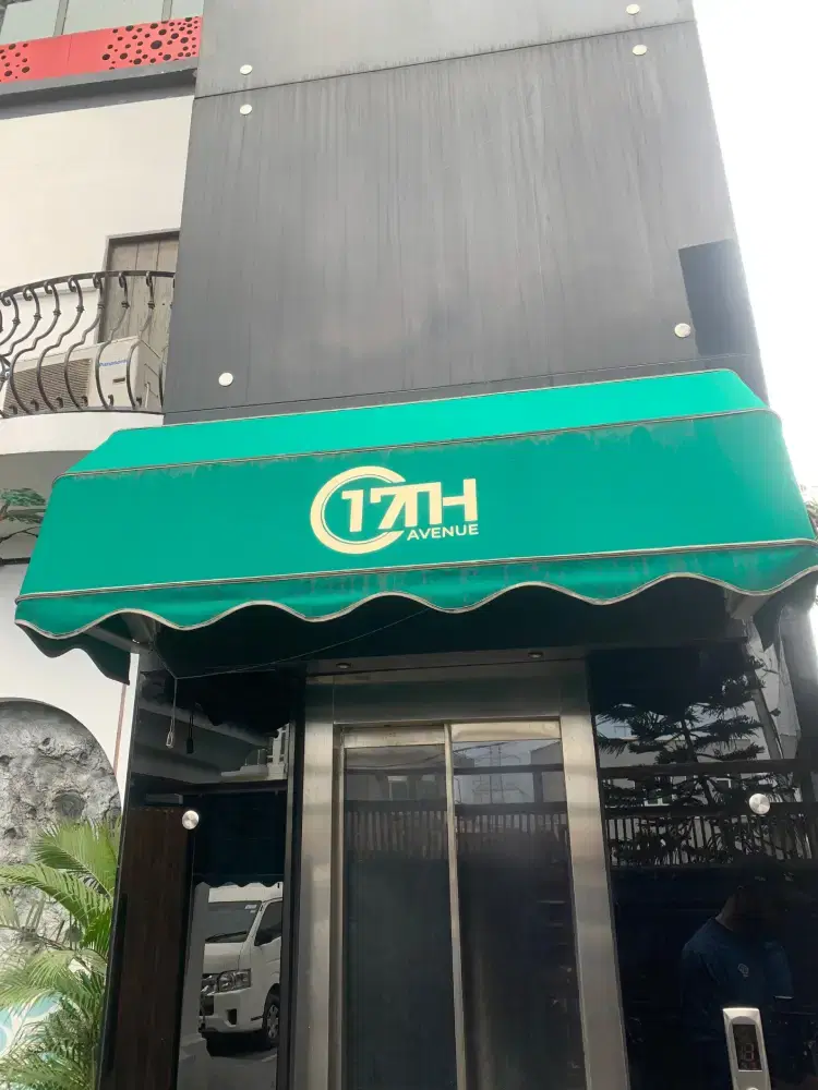 17th Avenue Lagos - 1