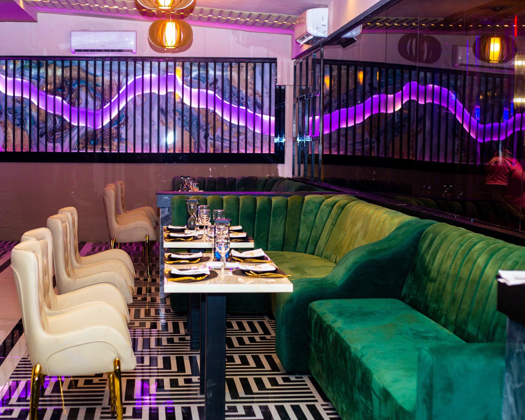 The Glass House Lounge - 1