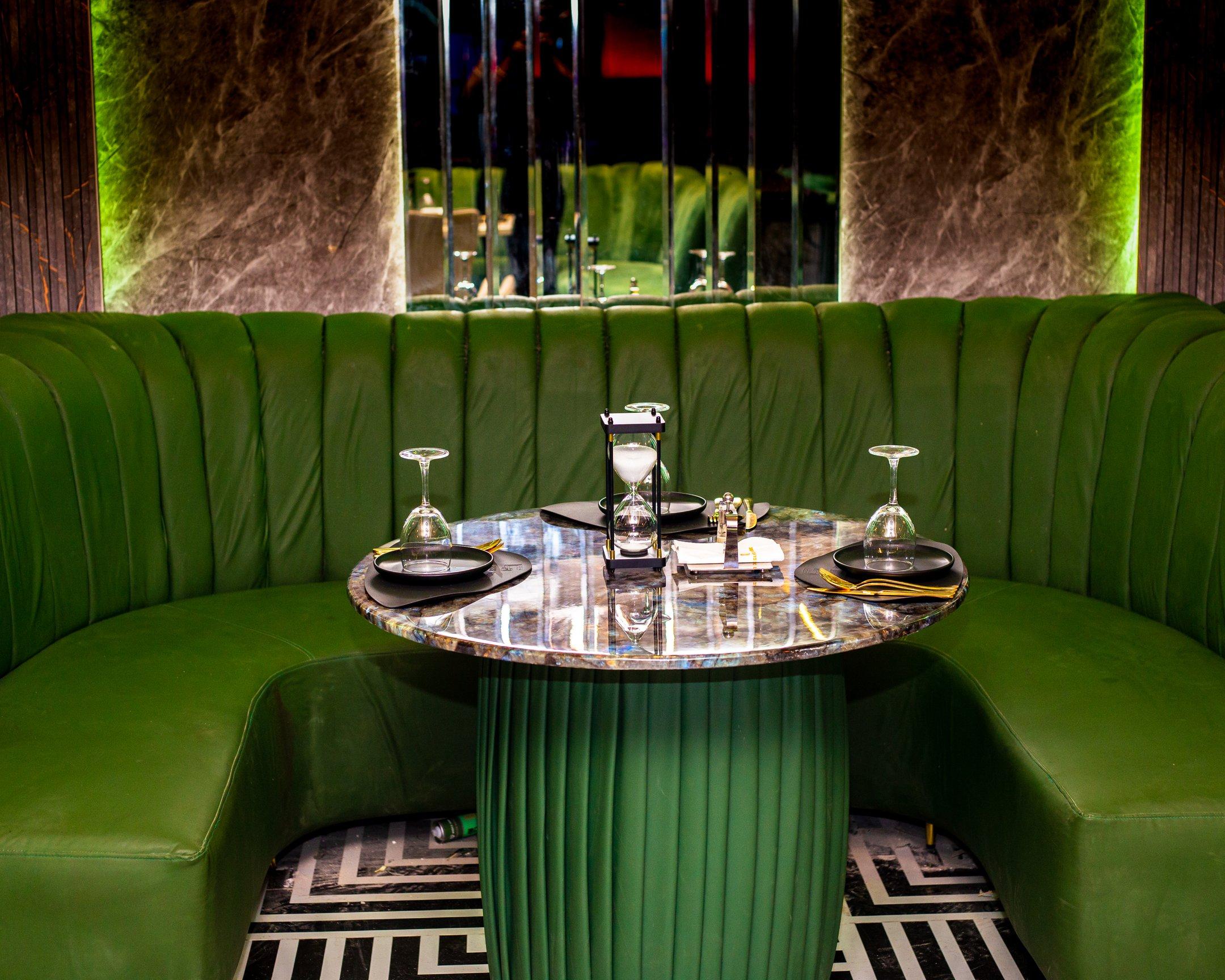 The Glass House Lounge - 3