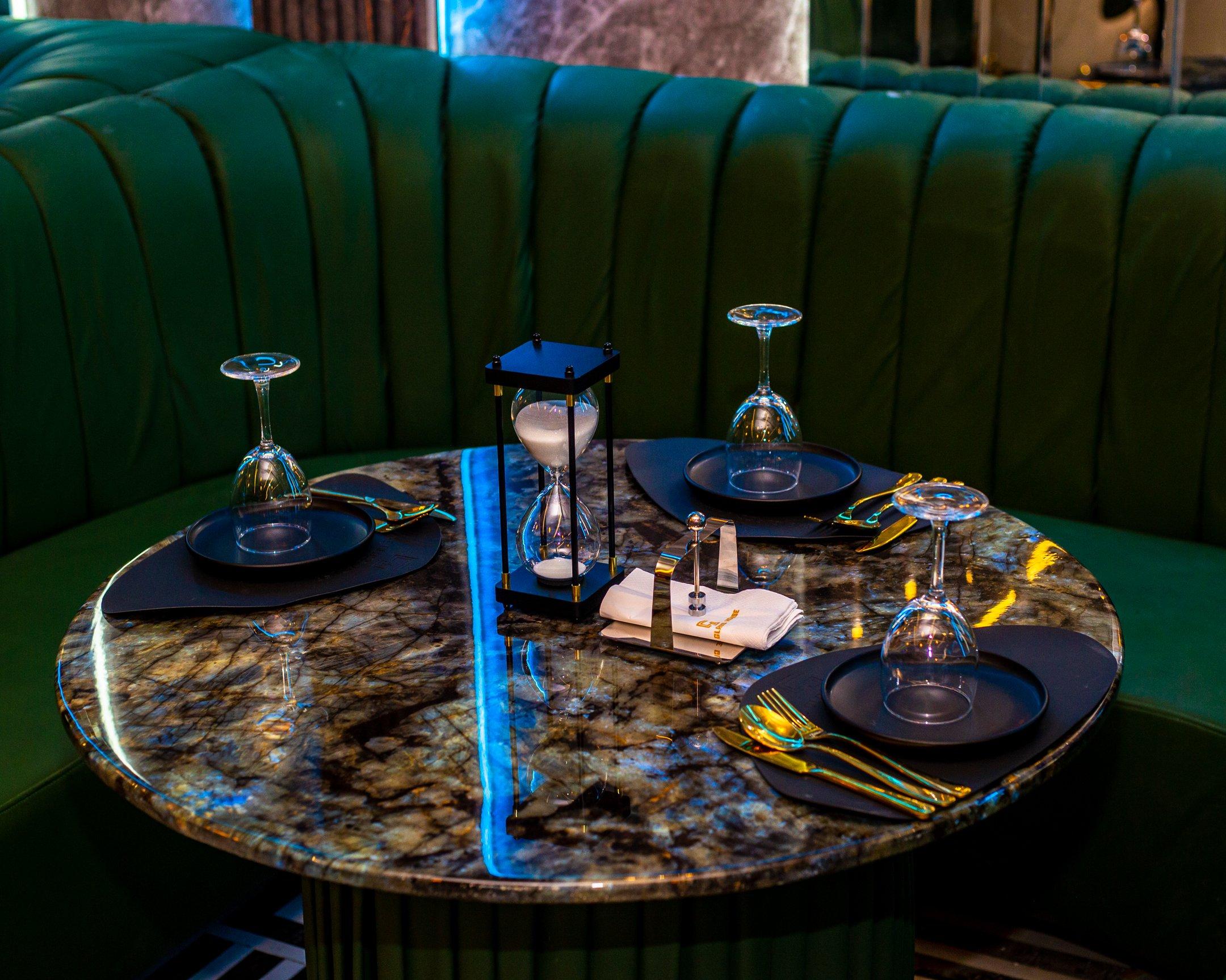 The Glass House Lounge - 5