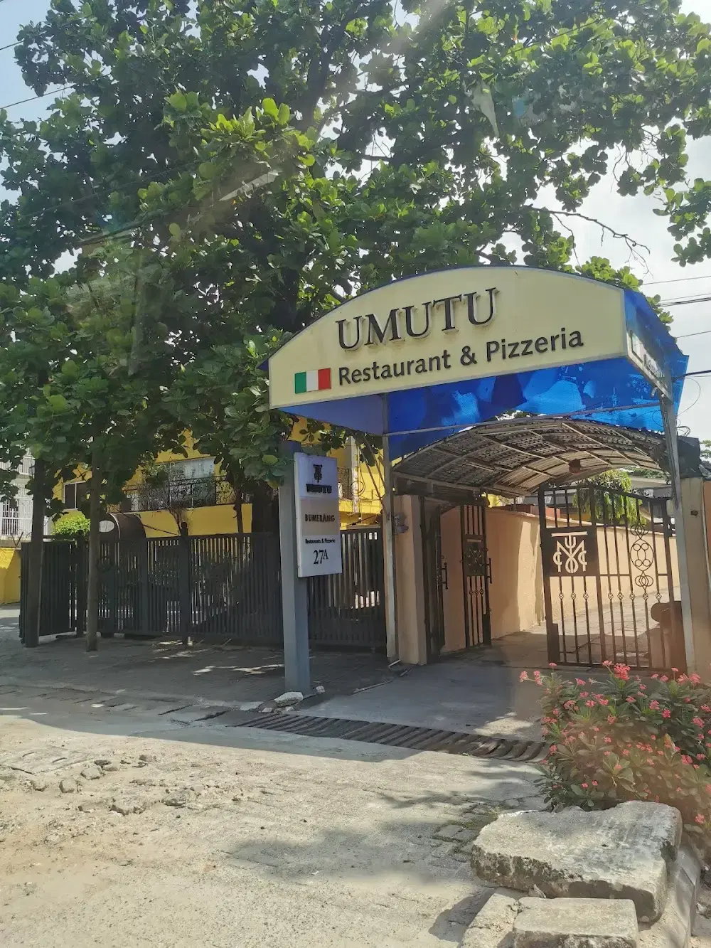 Umutu Restaurant - 4